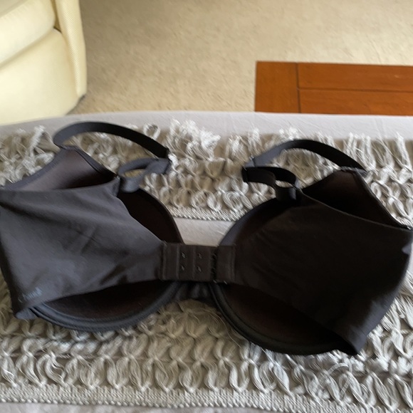 Chantelle tee shirt bra 32 DDD black - Picture 3 of 4